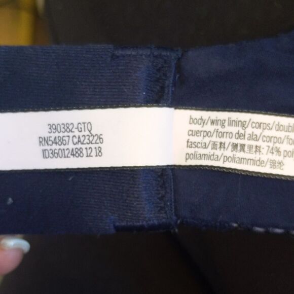 Victoria's Secret navy blue padded lined underwire bra, lace overlay 36DDD - Picture 6 of 9